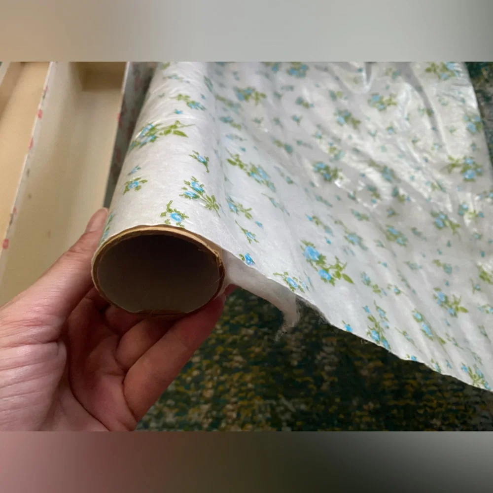 Vintage Polyfab scented blue floral drawer liner